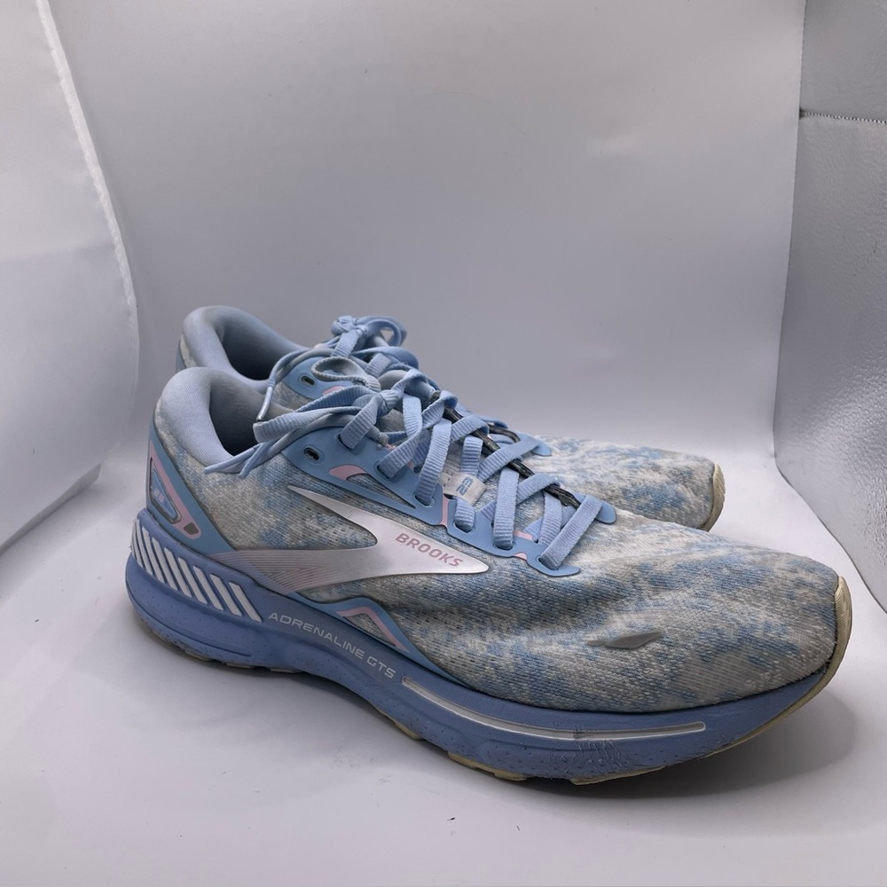 Brooks Adrenaline GTS 23 Women's 10 (B) Activewear Running 1203811B493 Blue